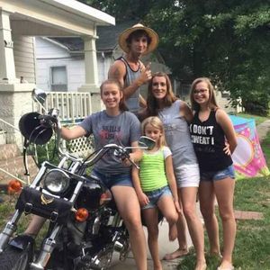 Meet your Posher, Rhonda